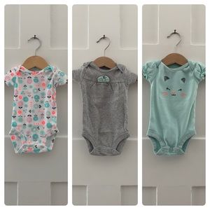 Set of 3 onesies / PM-B0026